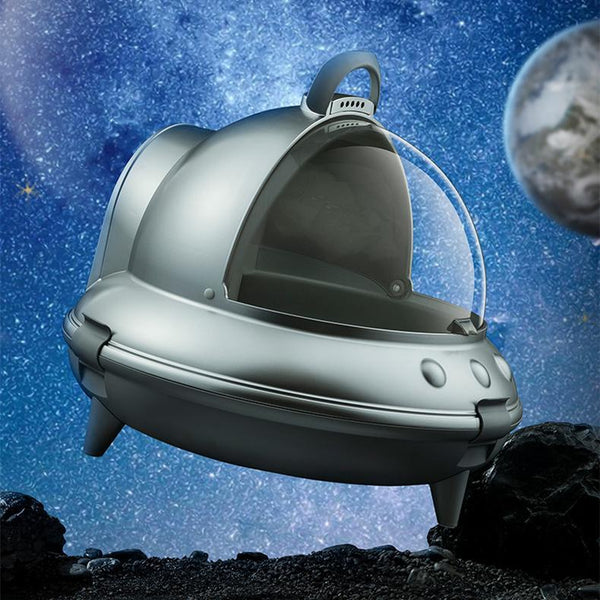 Spaceship Shaped Cat Litter Box