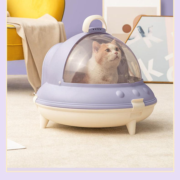 Spaceship Shaped Cat Litter Box